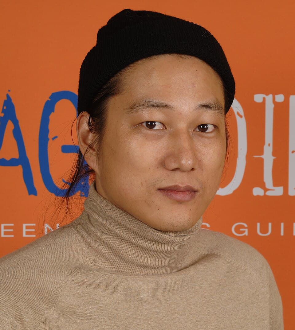 성강 초상. 한 루 역의 배우 사진이며 영화 스틸이 아닙니다.